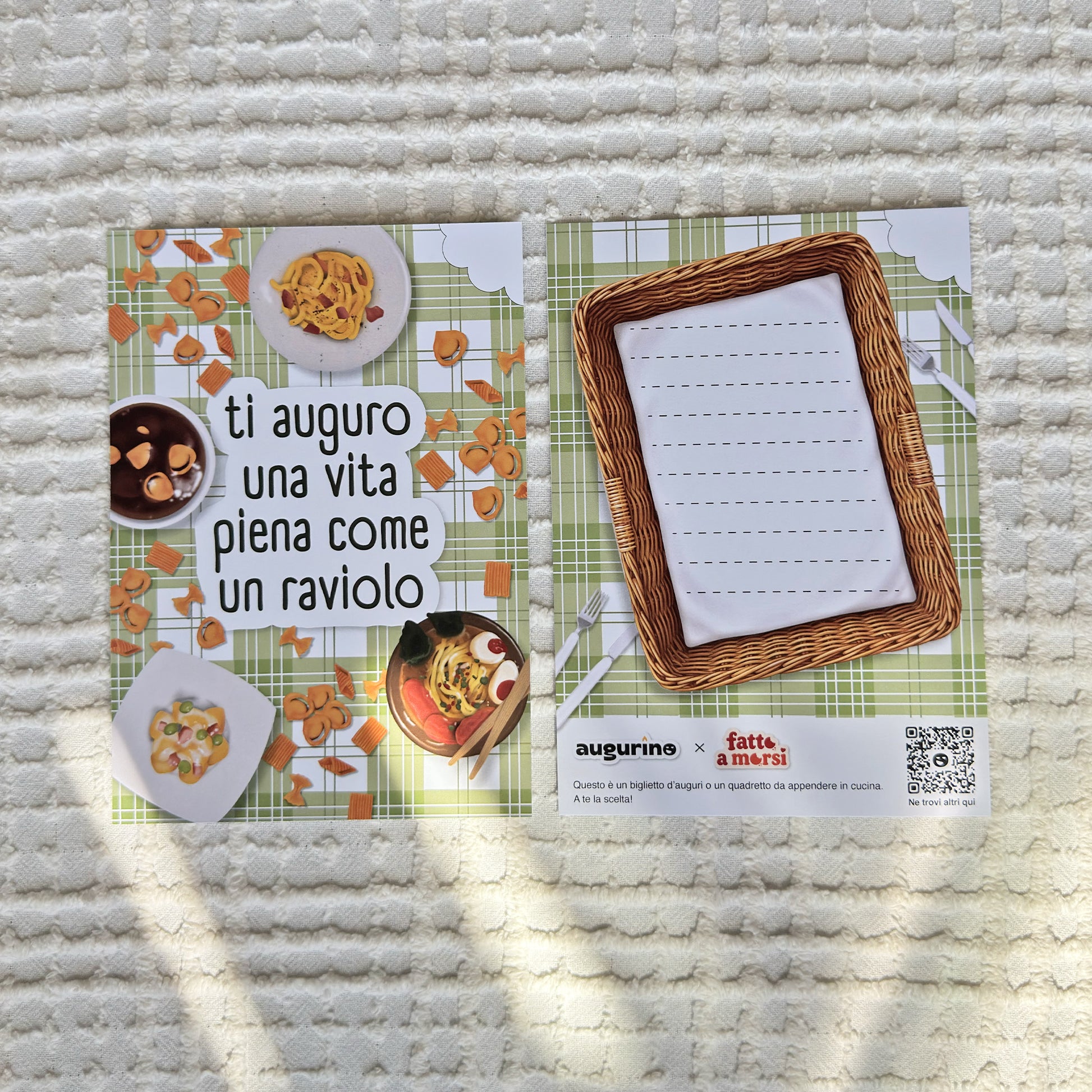 foto biglietto con scritta Ti auguro una vita piena come un raviolo (fronte e retro)