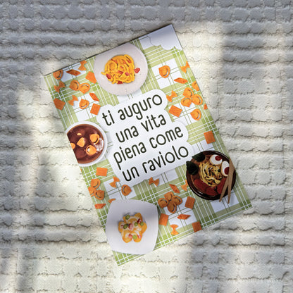 foto biglietto con scritta Ti auguro una vita piena come un raviolo (fronte)