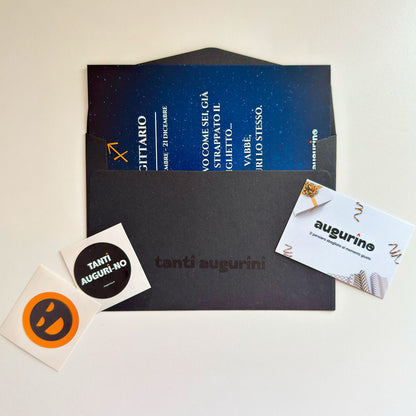 foto biglietto di auguri segno zodiacale sagittario con busta da lettera e sticker